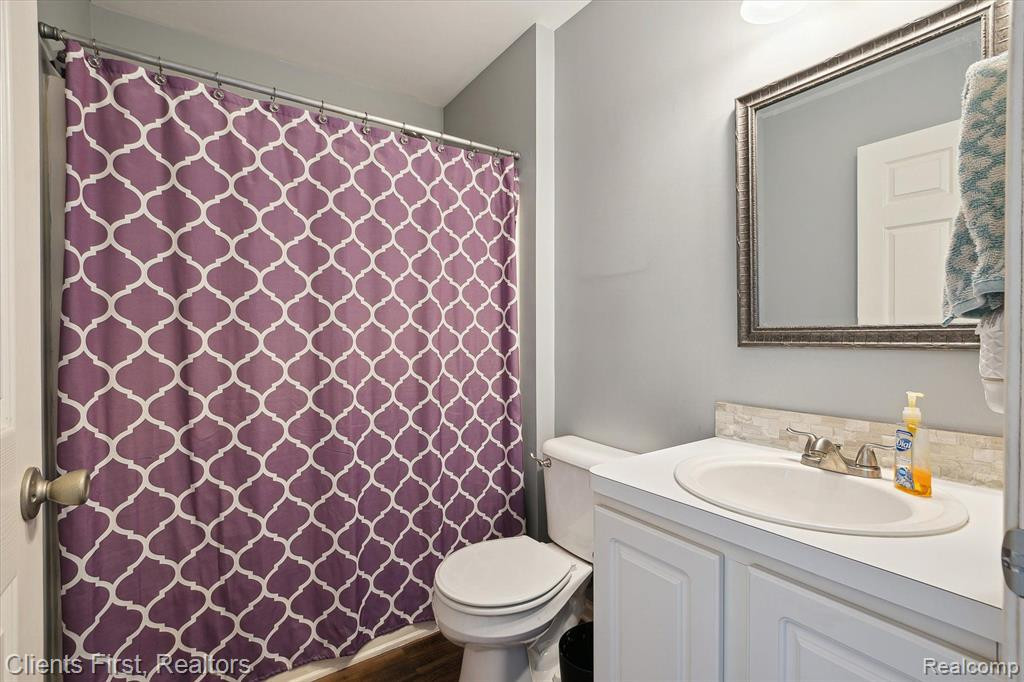 6181 OAKHURST Drive, Ypsilanti, MI 48197 — Photo 22
