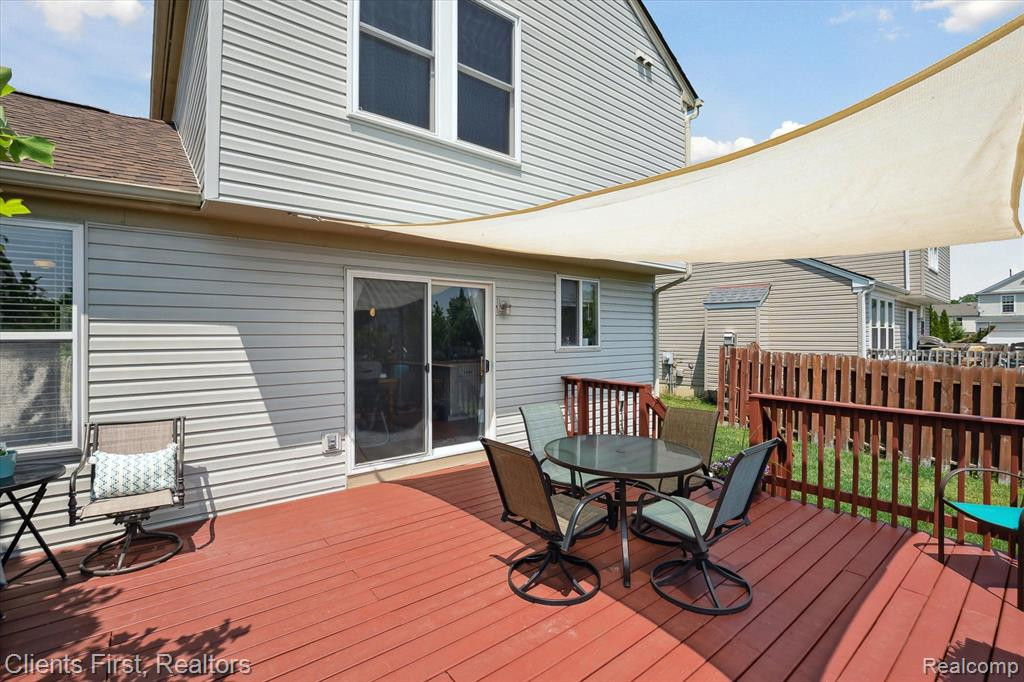 6181 OAKHURST Drive, Ypsilanti, MI 48197 — Photo 28