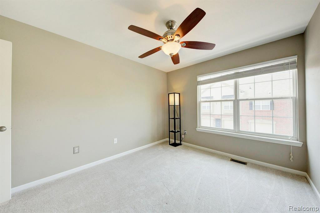 47704 PEMBROKE Drive, Canton, MI 48188 — Photo 17