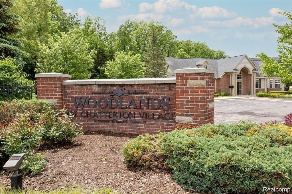 47704 PEMBROKE Drive, Canton, MI 48188 — Photo 28
