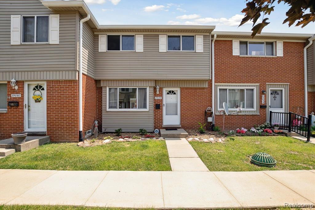 29058 MANCHESTER Street, Westland, MI — front exterior