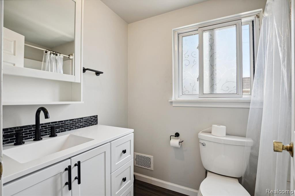 29058 MANCHESTER Street, Westland, MI — Photo 13