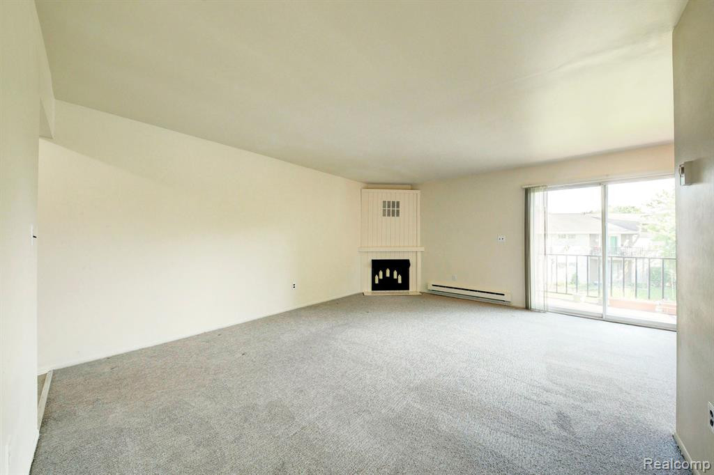 7475 WOODVIEW Street, 4, Westland, MI — Photo 4