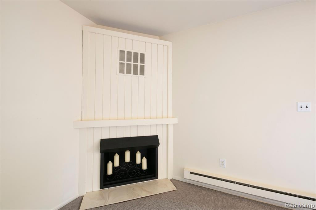 7475 WOODVIEW Street, 4, Westland, MI — Photo 5