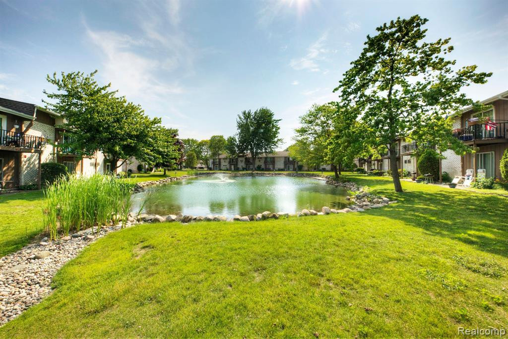 7475 WOODVIEW Street, 4, Westland, MI — Photo 23