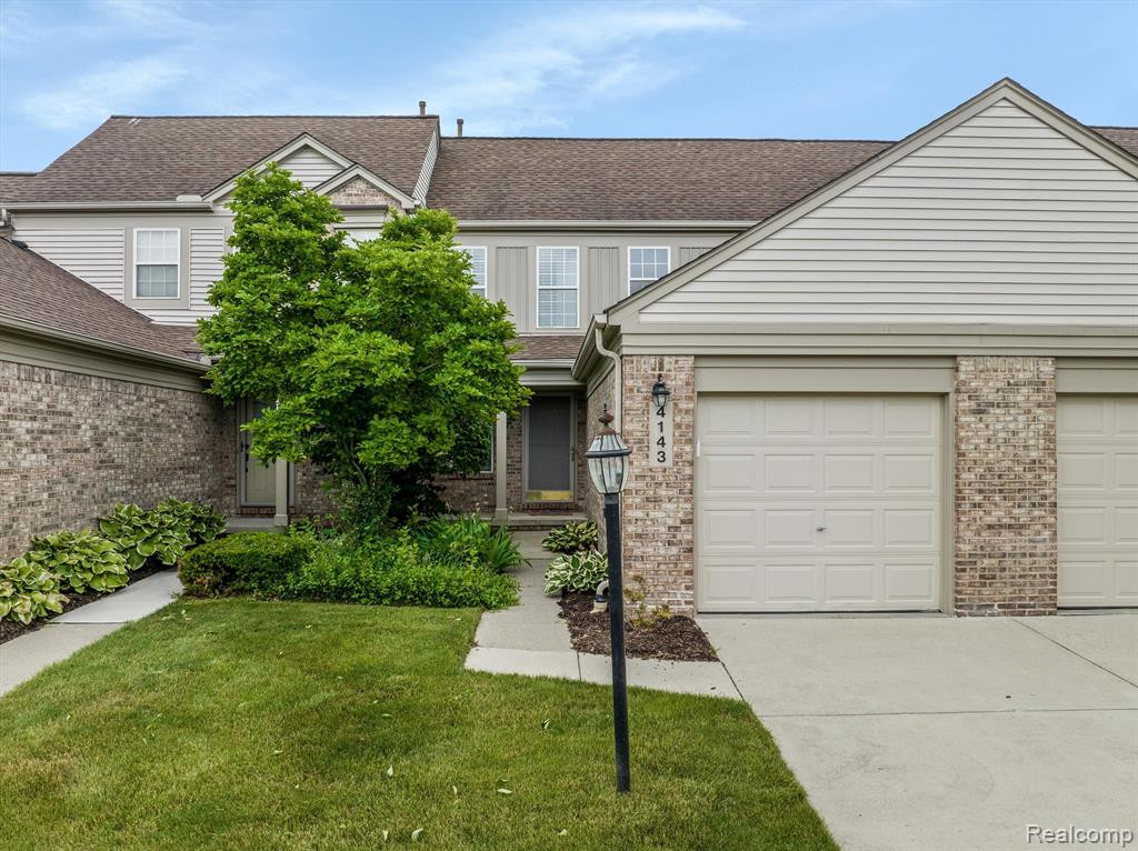 4143 HUNTERS Circle E, 104, Canton, MI 48188 — Photo 2