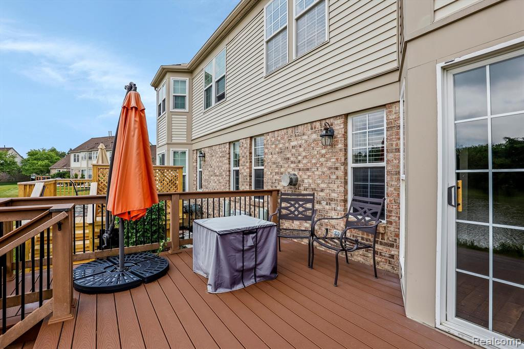 4143 HUNTERS Circle E, 104, Canton, MI 48188 — Photo 27
