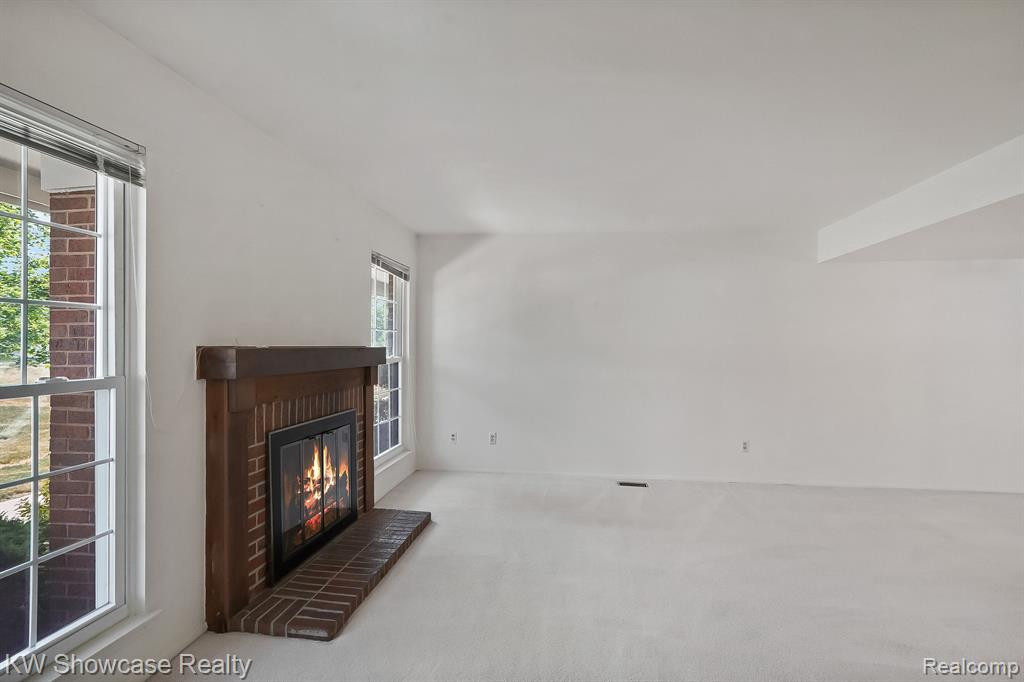 42101 PELLSTON Drive, Northville, MI 48167 — Photo 10