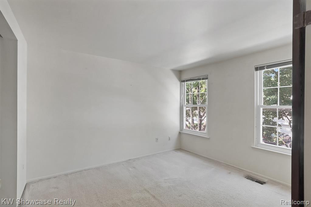 42101 PELLSTON Drive, Northville, MI 48167 — Photo 18
