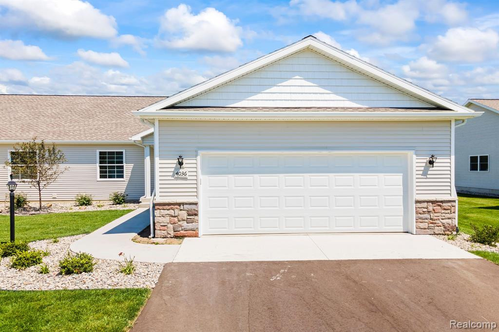 4036 EASTBRIDGE CIRCLE Road, Stockbridge, MI 49285 — Photo 2