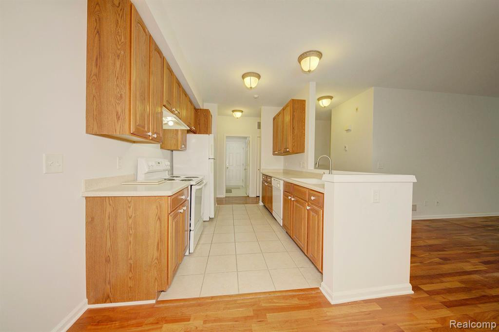 2106 Arcadia Drive, Canton, MI 48188 — Photo 12