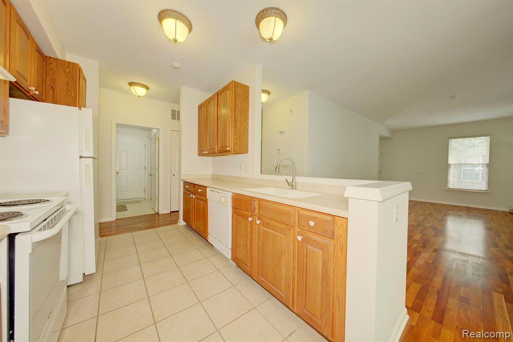 2106 Arcadia Drive, Canton, MI 48188 — Photo 13