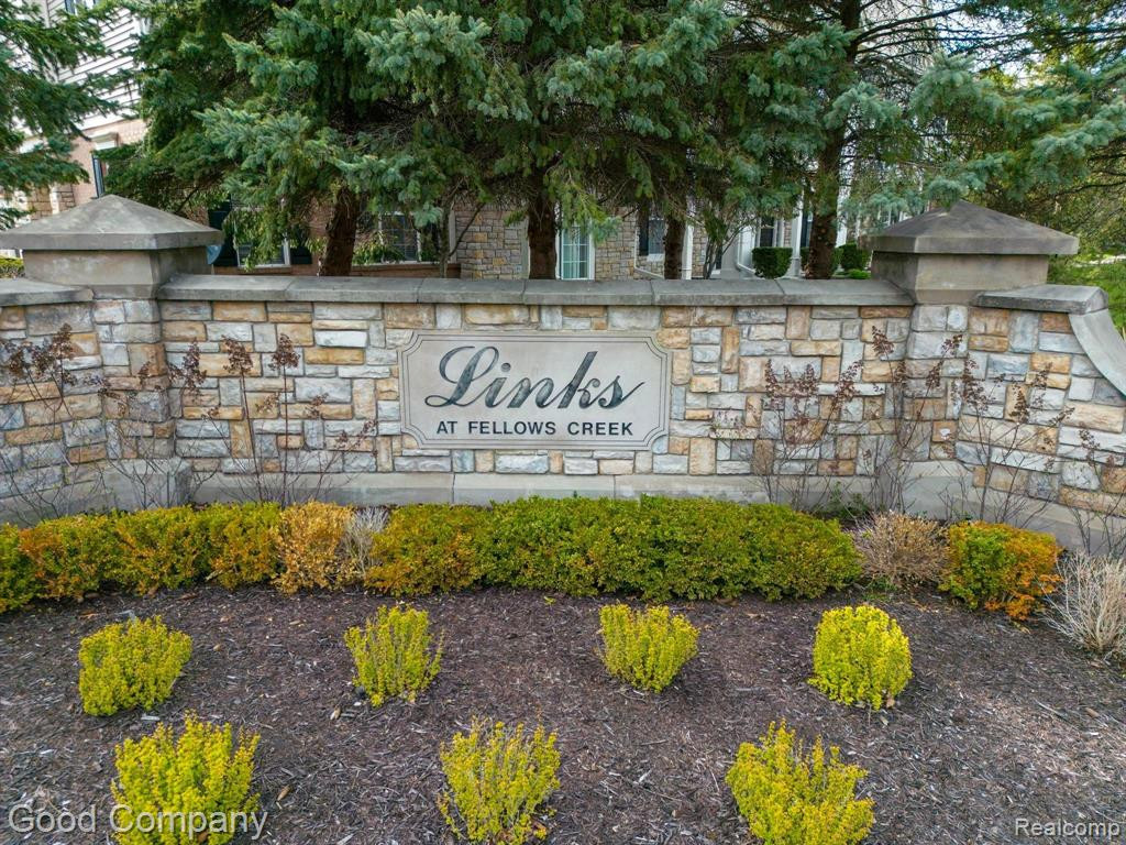 2017 KNOLLWOOD Drive, Canton, MI 48188 — Photo 41