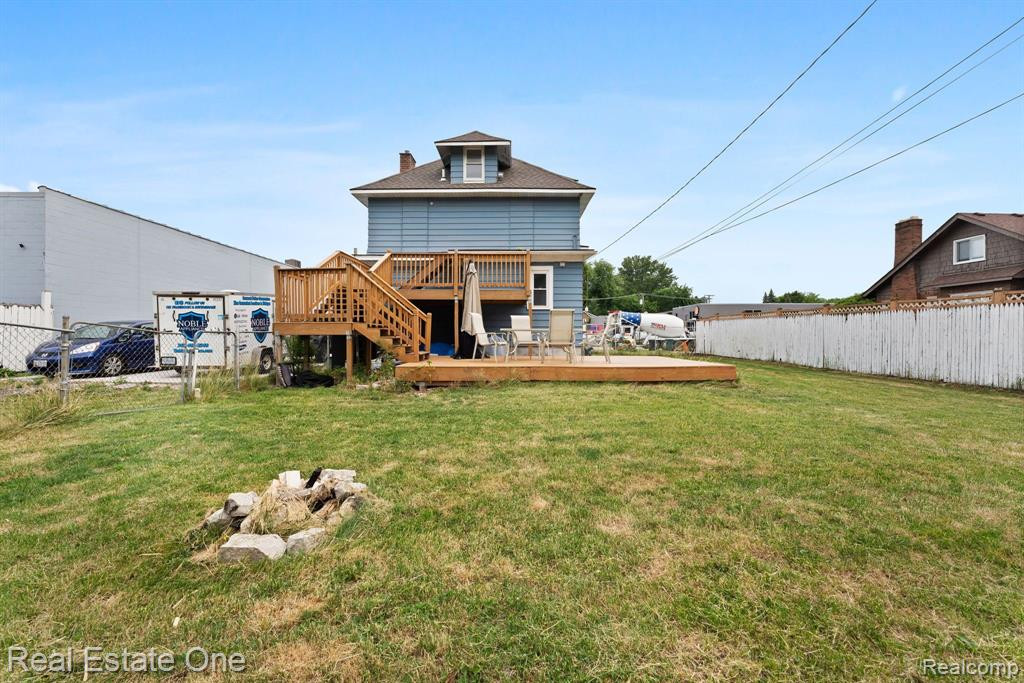 802 E 11 MILE Road, Royal Oak, MI 48067 — Photo 31