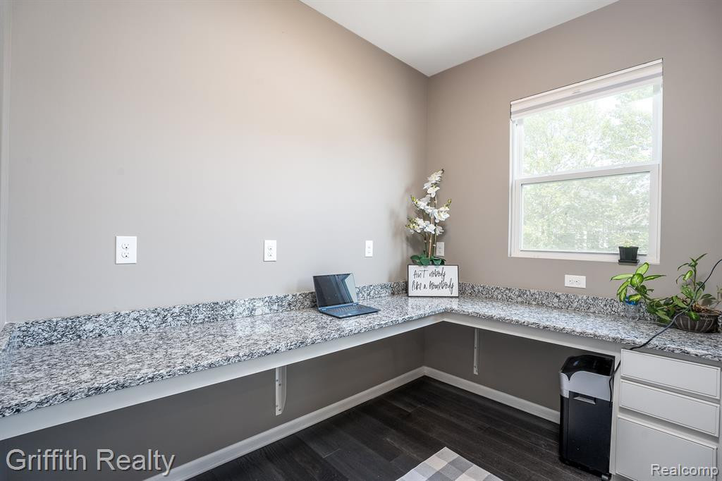 50106 VAN BUREN Street, Canton, MI 48188 — Photo 24