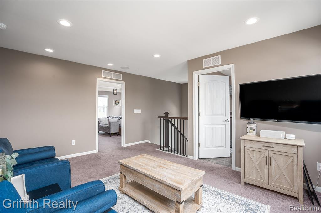 50106 VAN BUREN Street, Canton, MI 48188 — Photo 28