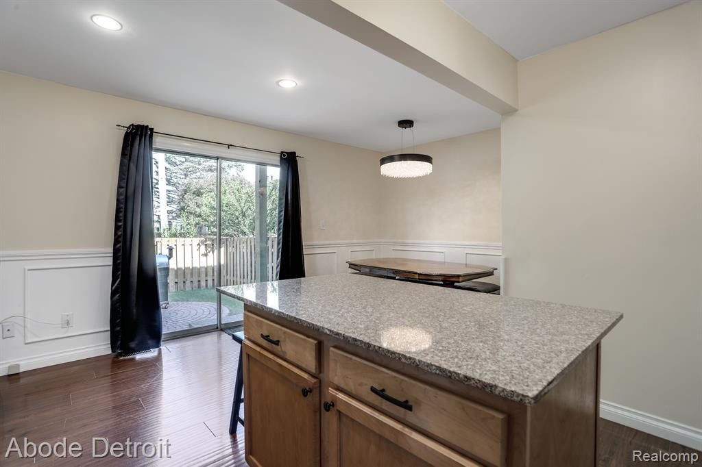 24802 OLDE ORCHARD Street, Novi, MI — Photo 9