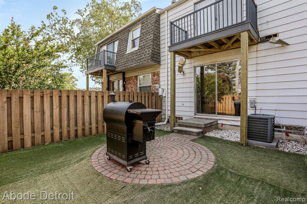 24802 OLDE ORCHARD Street, Novi, MI — Photo 21