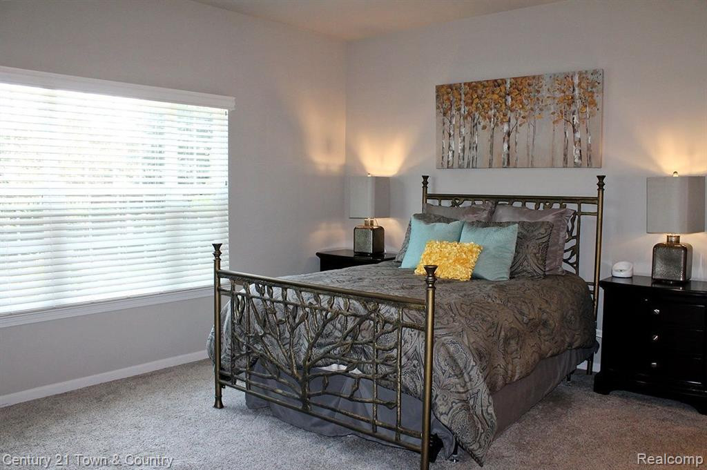 48554 EASTBRIDGE Drive, Canton, MI 48188 — Photo 15