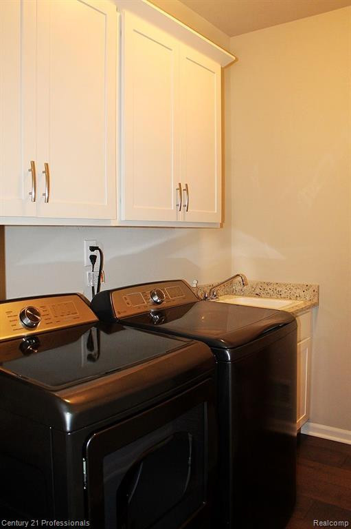 48554 EASTBRIDGE Drive, Canton, MI 48188 — Photo 30