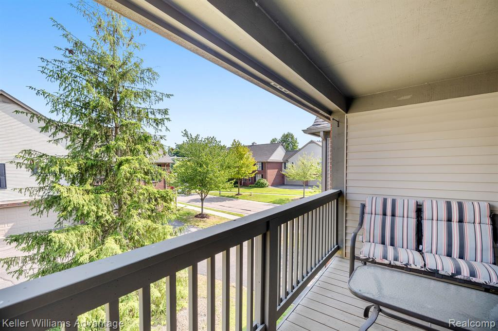 28373 CARLTON WAY Drive, 20 Bldg 15, Novi, MI 48377 — Photo 16