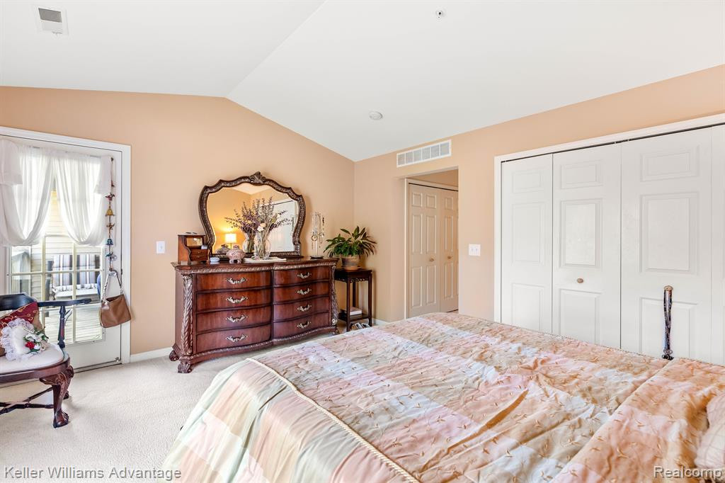 28373 CARLTON WAY Drive, 20 Bldg 15, Novi, MI 48377 — Photo 20