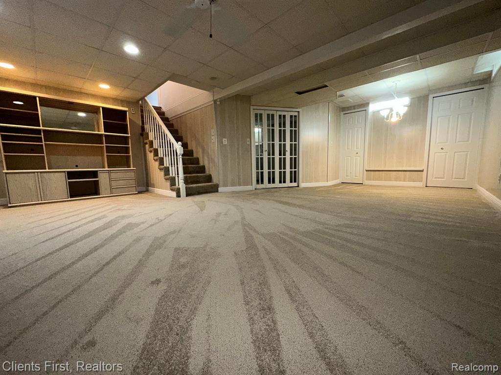38281 CAROLON Boulevard, Westland, MI — Photo 19