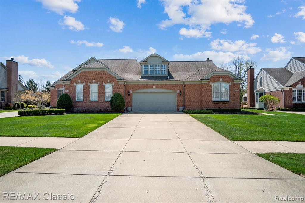 49055 RAINBOW Lane N, 37, Northville, MI 48168 — front exterior