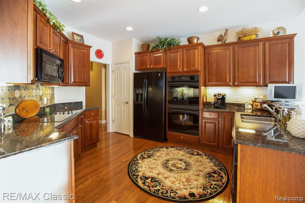 49055 RAINBOW Lane N, 37, Northville, MI 48168 — Photo 8