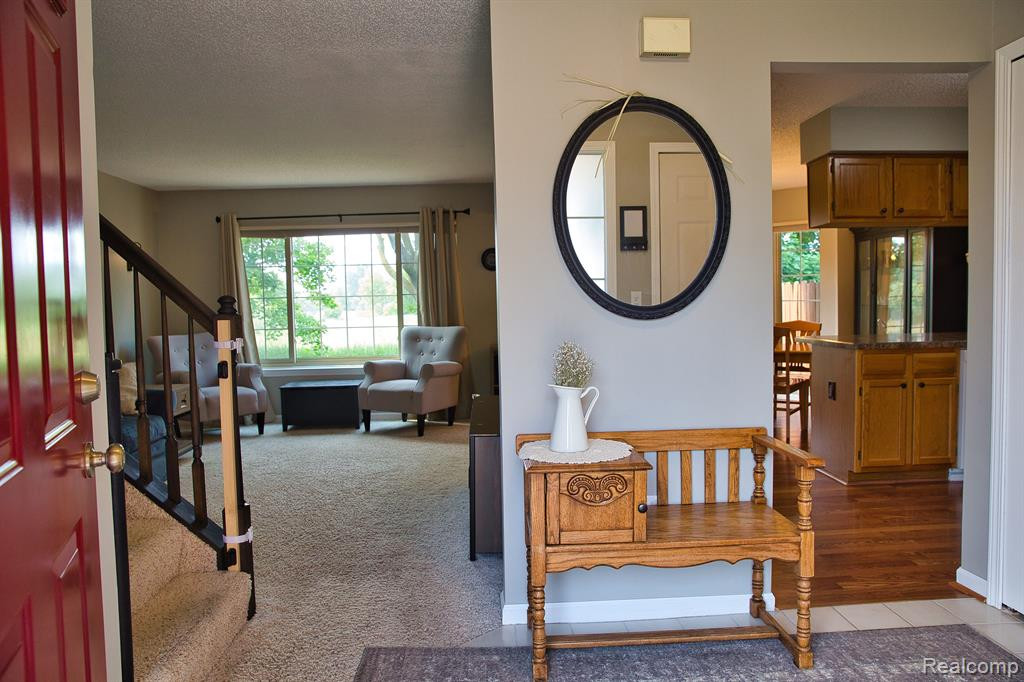 22290 QUAIL RUN Circle, 3, South Lyon, MI 48178 — Photo 4