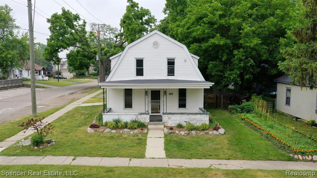 105 E CHURCH Street, Lake Orion, MI 48362 — front exterior