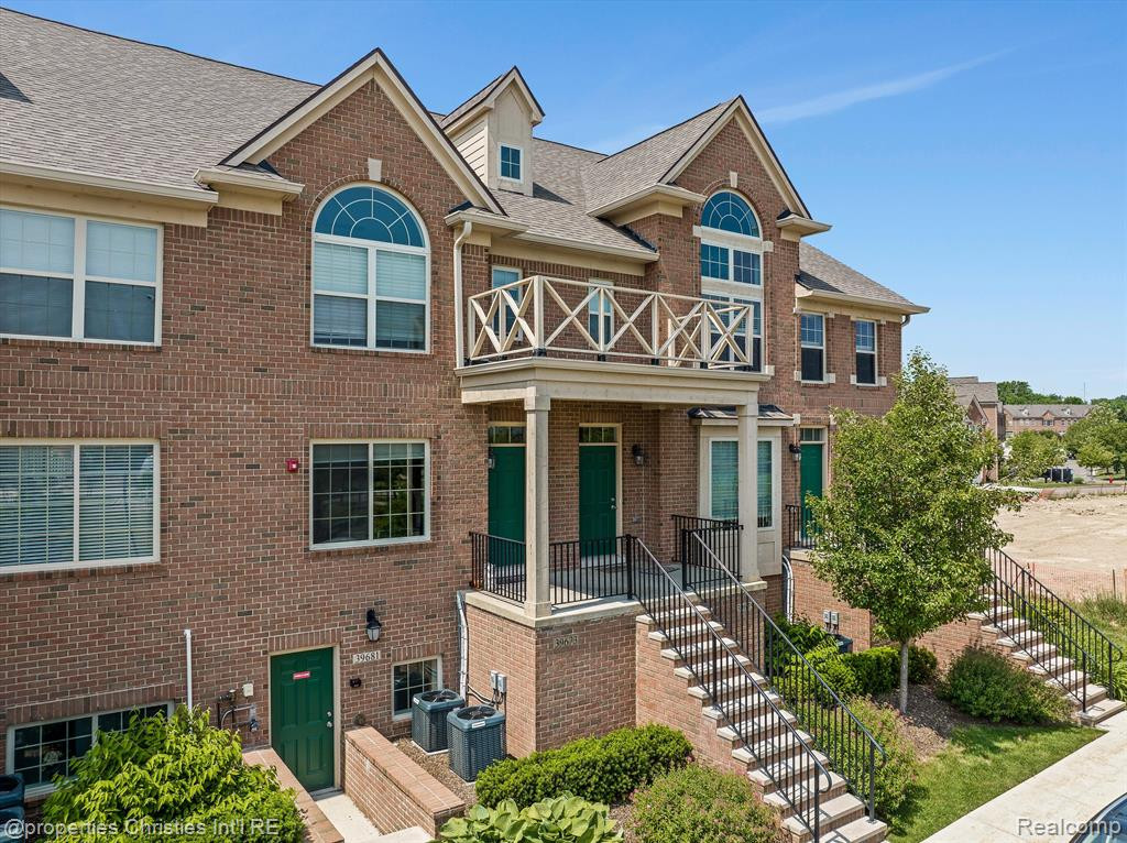 39673 Springwater Drive, Northville, MI 48168 — Photo 3
