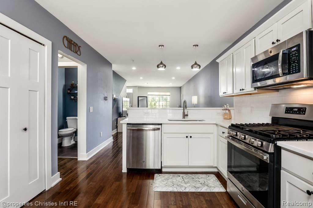 39673 Springwater Drive, Northville, MI 48168 — Photo 10