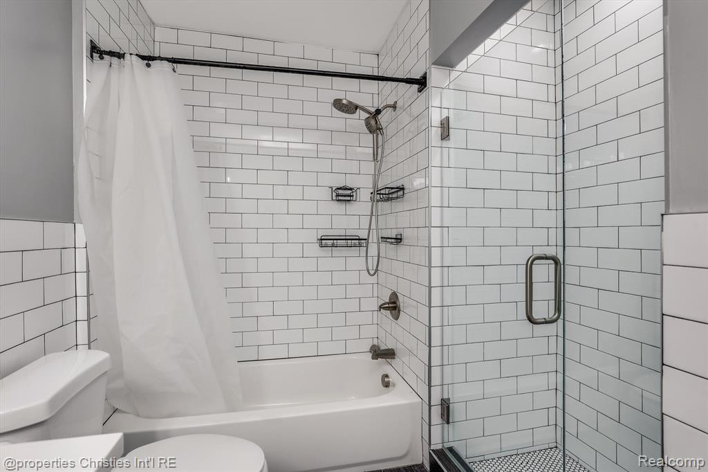 39673 Springwater Drive, Northville, MI 48168 — Photo 17