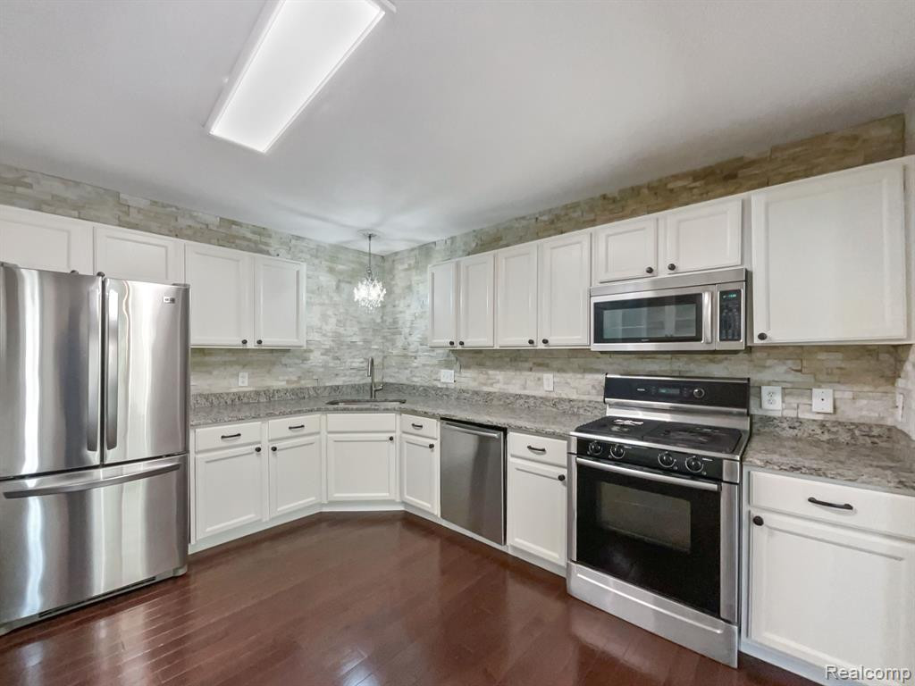 3522 MEADOW GROVE Trail, Ann Arbor, MI 48108 — Photo 8