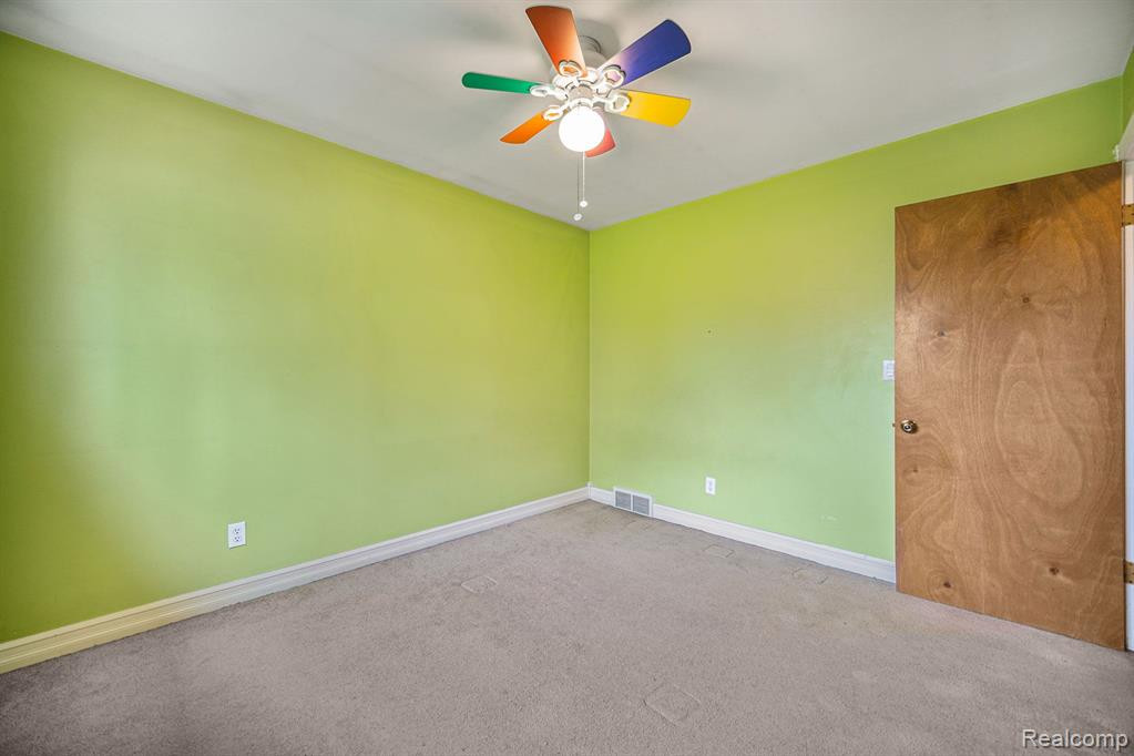 557 Crestwood Circle, Saline, MI 48176 — Photo 26