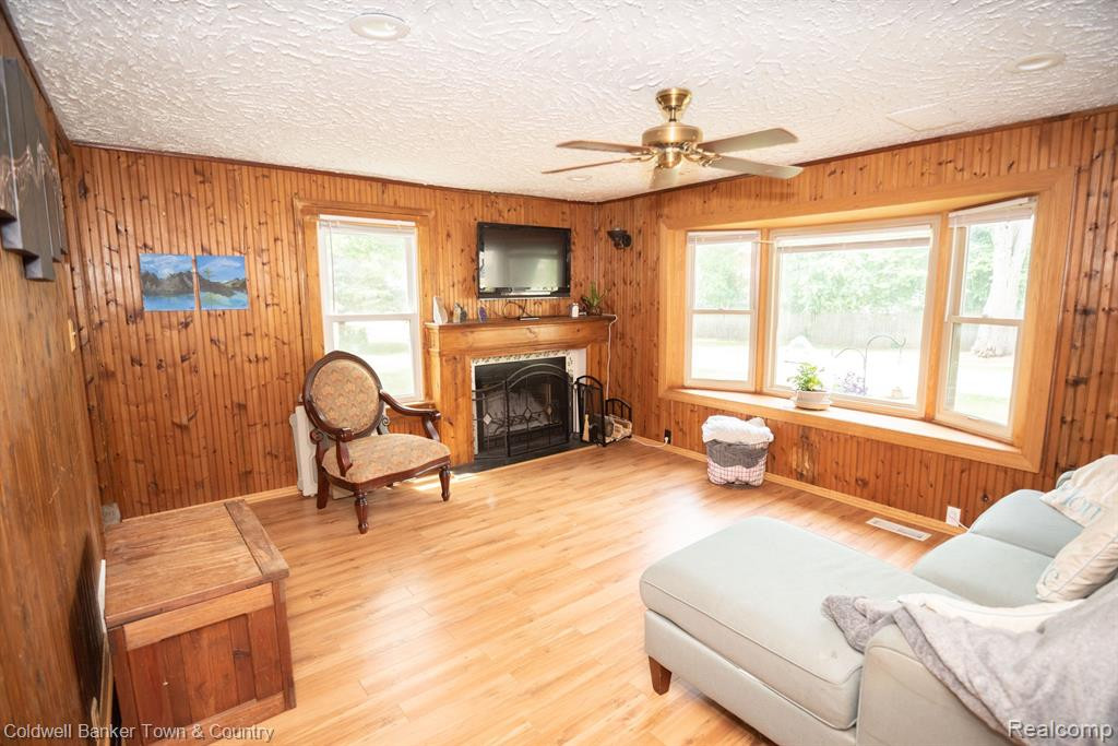 326 N ANN Street, Byron, MI 48418 — Photo 8
