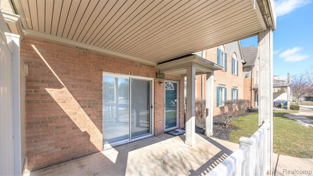 446 Marigold Circle, Westland, MI — Photo 2