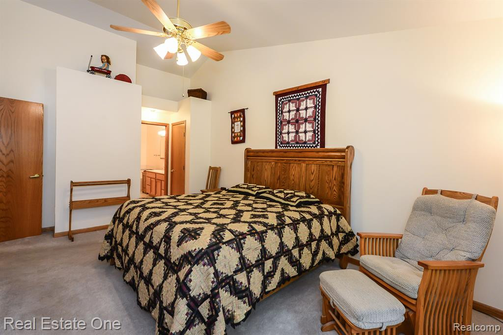 1111 MILDRED J, Brighton, MI 48116 — Photo 26