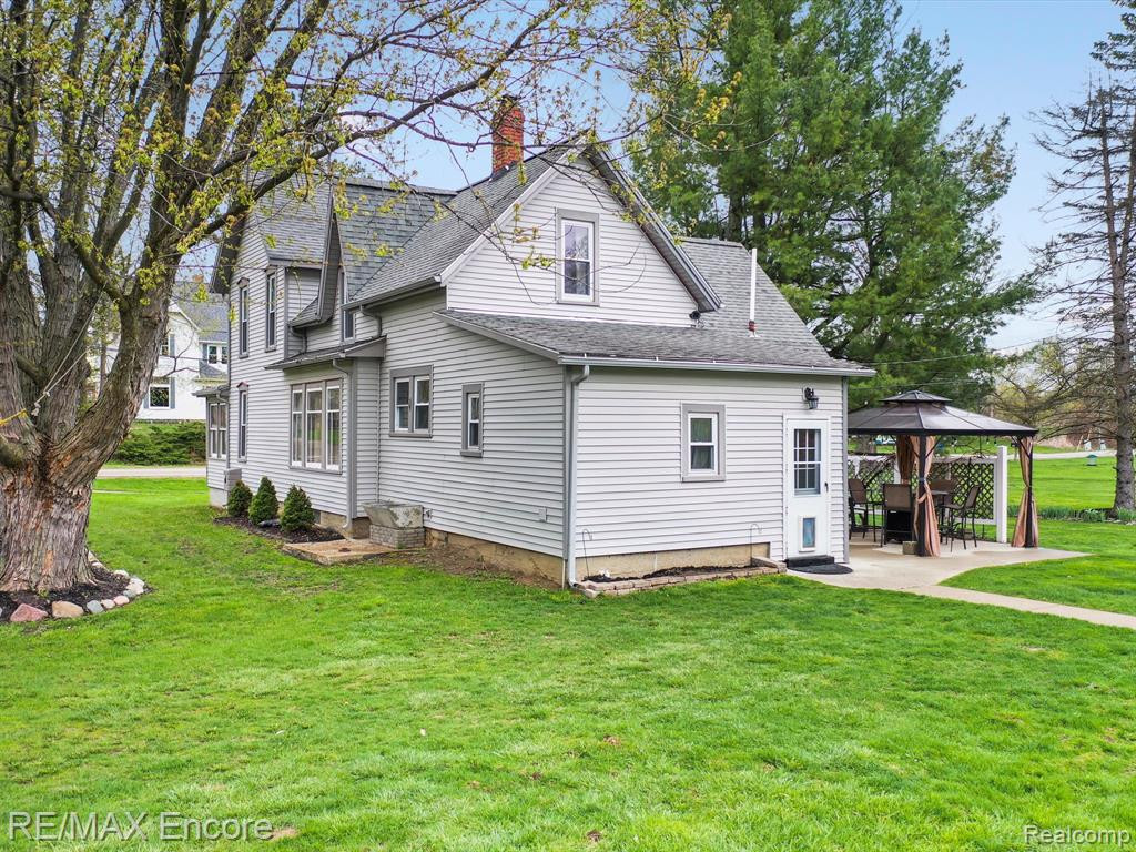306 E ELMWOOD, Leonard, MI 48367 — Photo 6