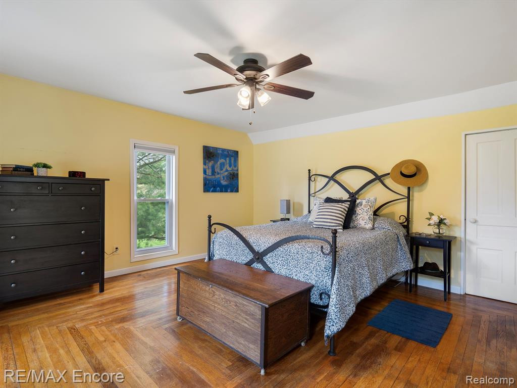 306 E ELMWOOD, Leonard, MI 48367 — Photo 27