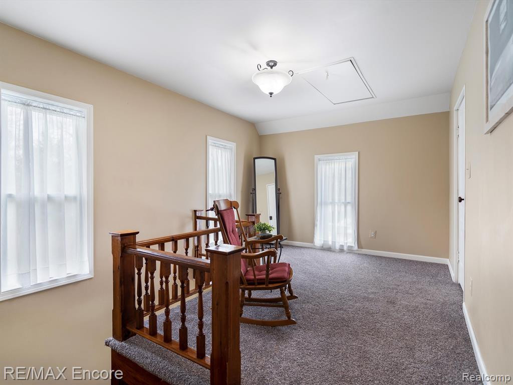 306 E ELMWOOD, Leonard, MI 48367 — Photo 35