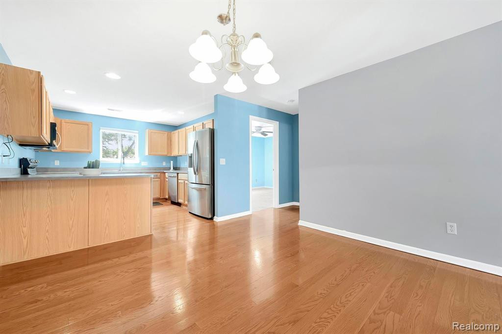 1117 FOUNTAIN VIEW CIRCLE Circle, South Lyon, MI 48178 — Photo 9