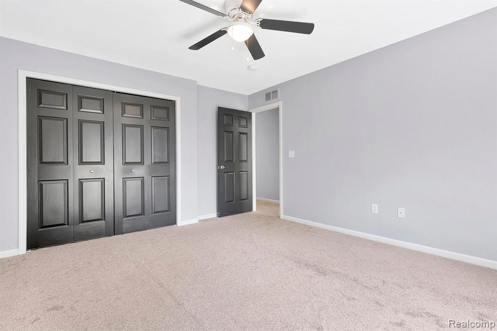 1117 FOUNTAIN VIEW CIRCLE Circle, South Lyon, MI 48178 — Photo 29