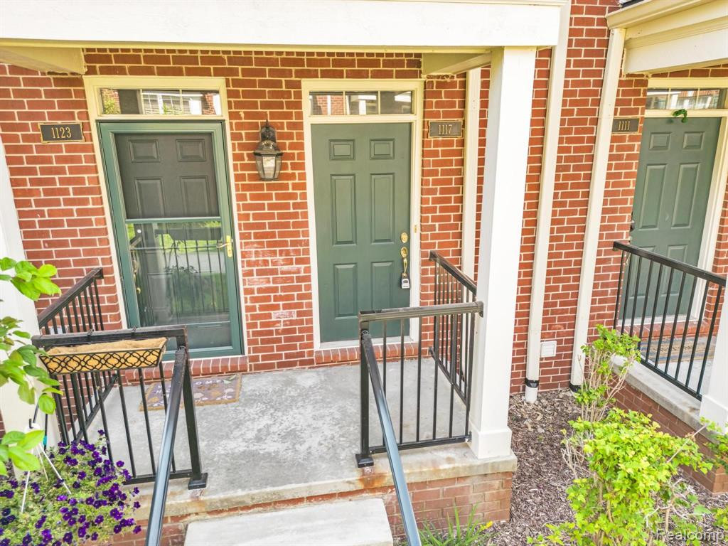 1117 FOUNTAIN VIEW CIRCLE Circle, South Lyon, MI 48178 — Photo 35