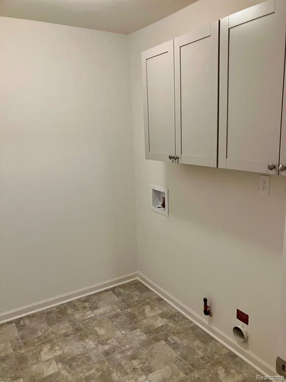 10205 SWAN LAKE Circle, 39, Ypsilanti, MI 48197 — Photo 7