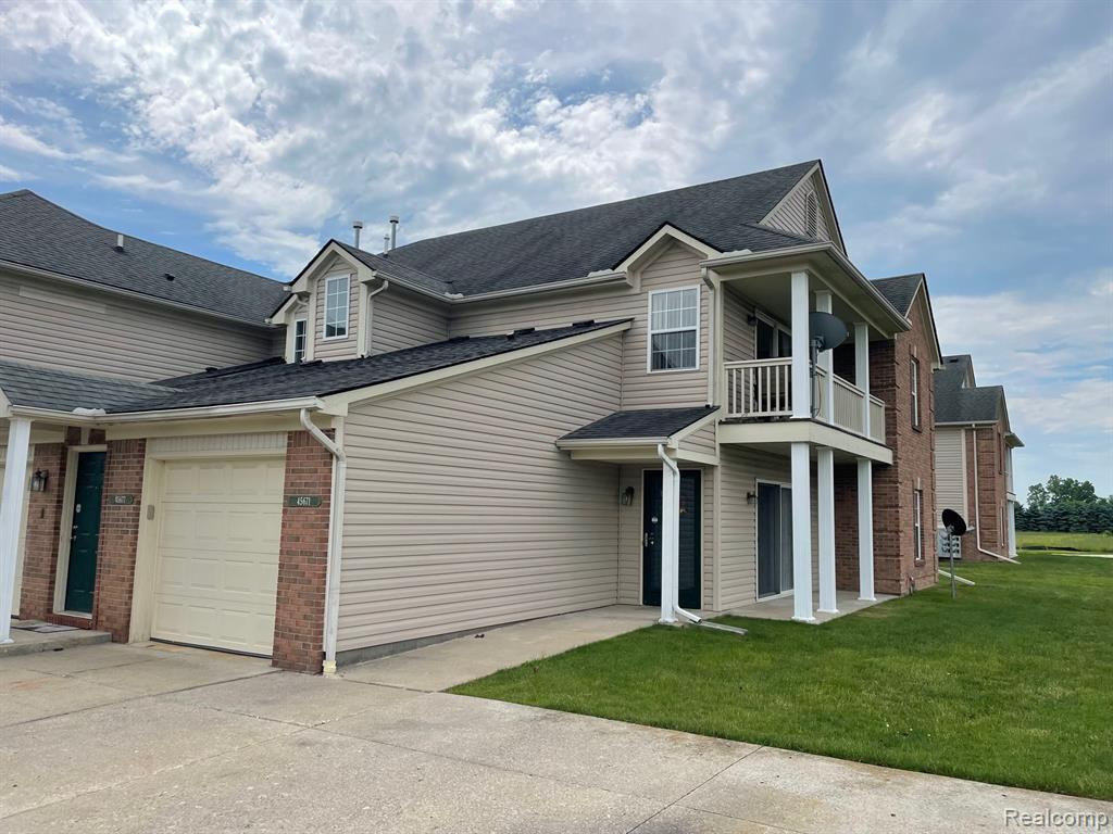 45671 Gable Drive, Macomb, MI 48044 — Photo 2