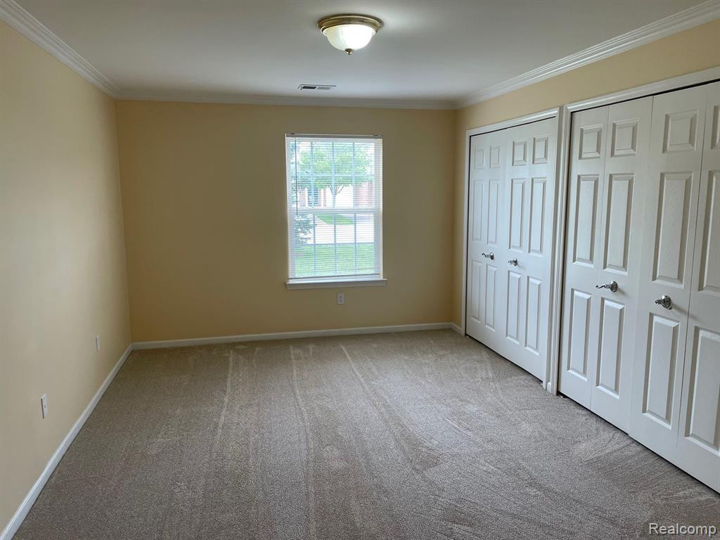 45671 Gable Drive, Macomb, MI 48044 — Photo 18