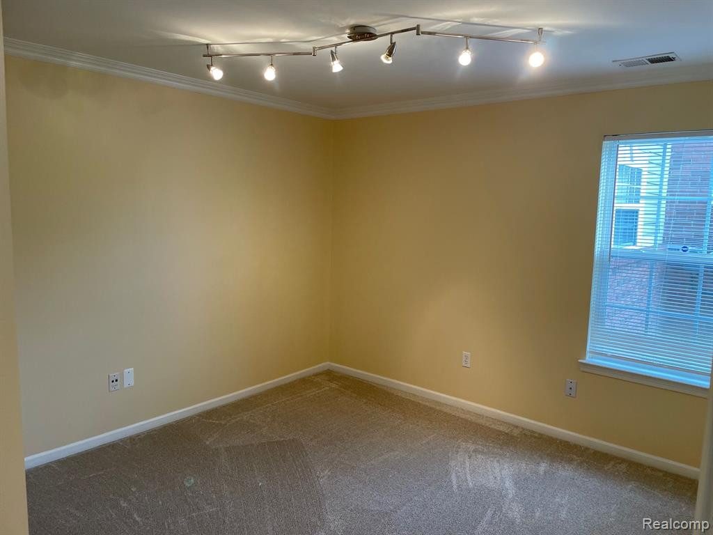45671 Gable Drive, Macomb, MI 48044 — Photo 22