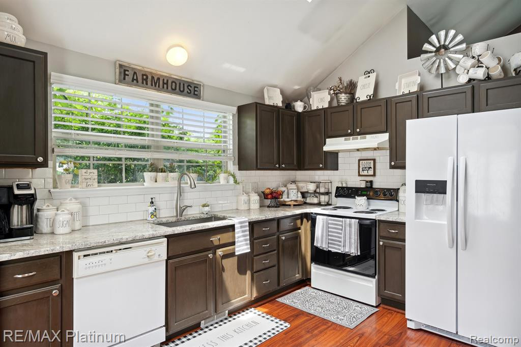 5903 CARY Drive, Ypsilanti, MI 48197 — Photo 10